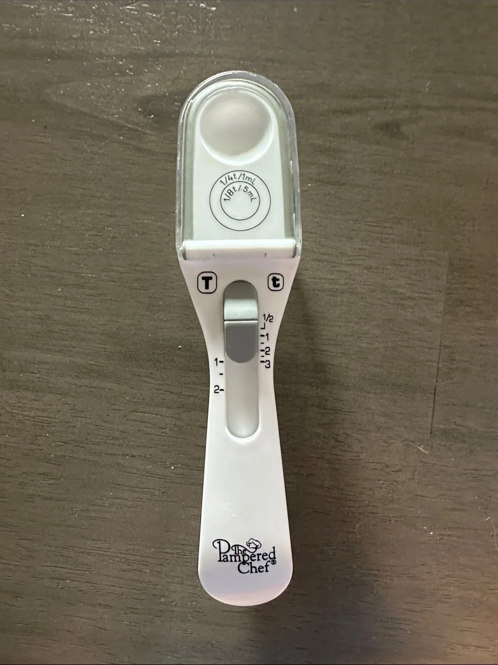 Pampered Chef White Adjustable Measuring Spoon- All-In-One measuring Spoon